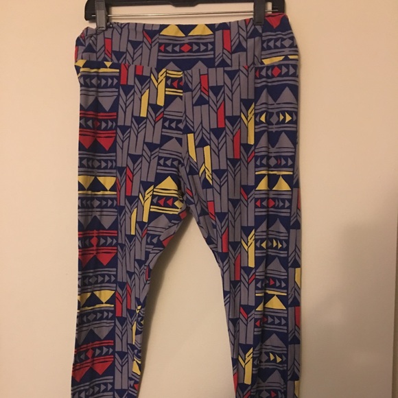 LulaRoe Tall & Curvy Leggings - Picture 1 of 3